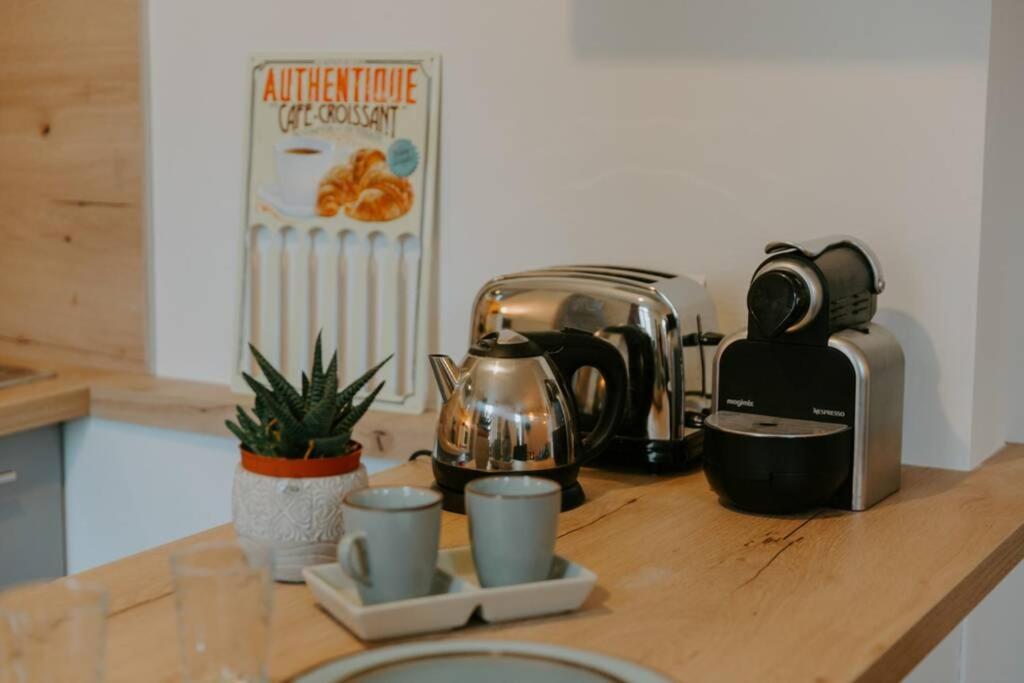 Les Berges Du Roubion Studio Cosy Et Moderne Montélimar Kültér fotó